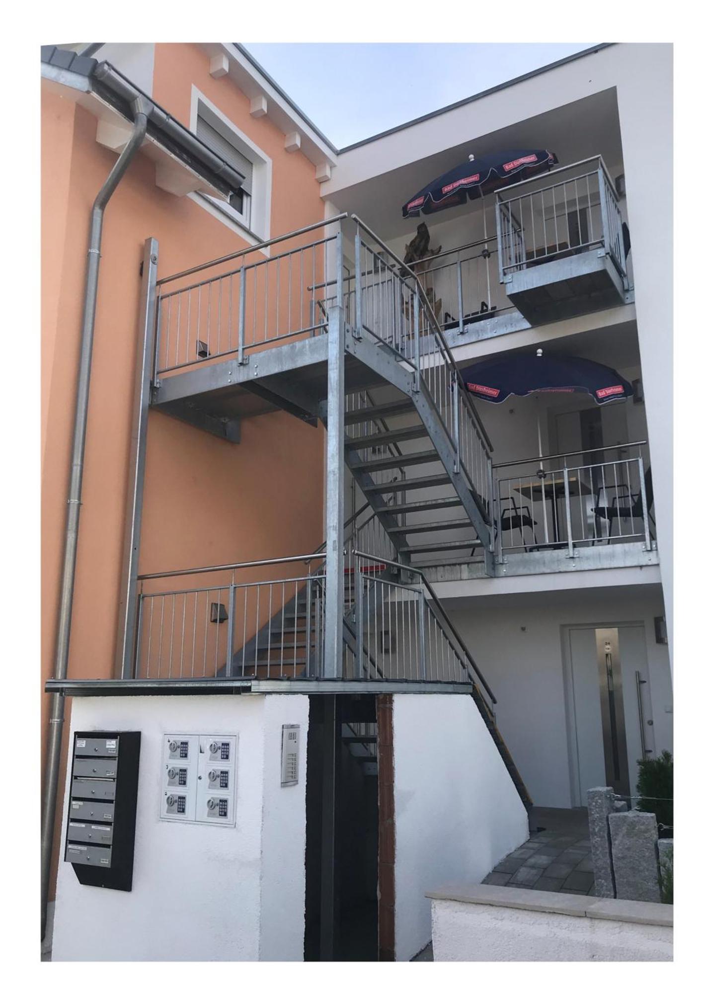 Bodensee Sunshine Zimmer & Apts. Uhldingen-Muehlhofen Exterior photo