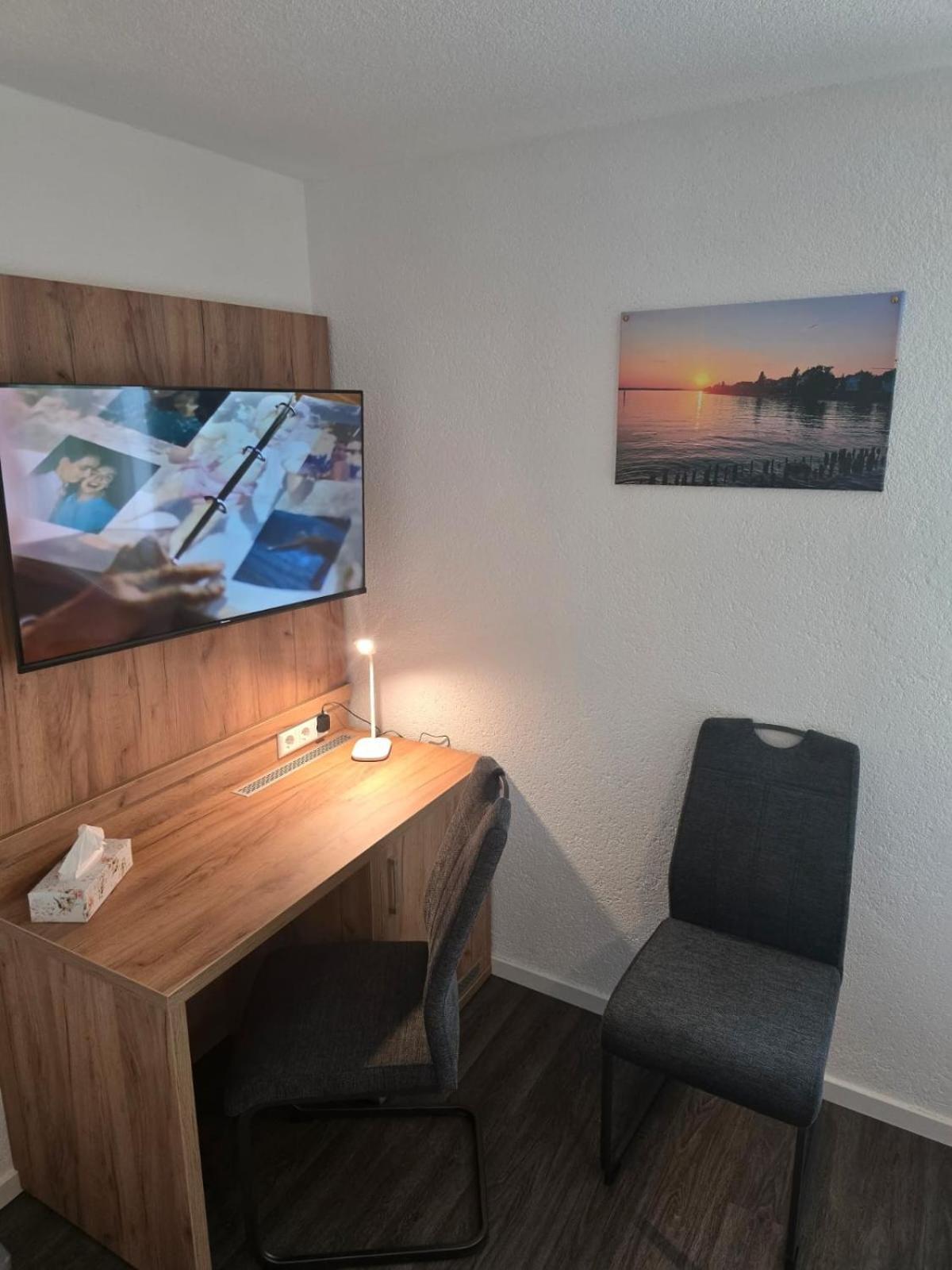 Bodensee Sunshine Zimmer & Apts. Uhldingen-Muehlhofen Exterior photo